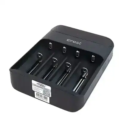 Efest Cargador Lush Q4 Intelligent LED