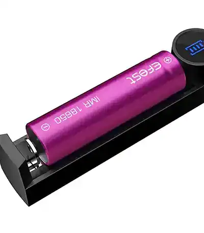 Efest Cargador Slim K1